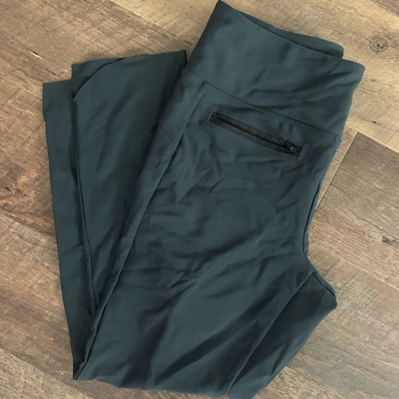 Athleta Pants - Athleta Leggings